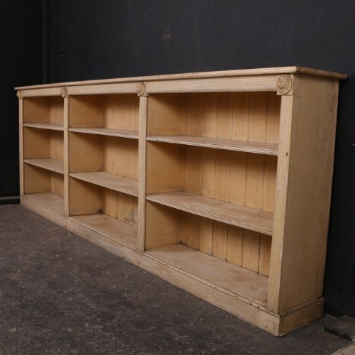 Stunning Country House Bookcase