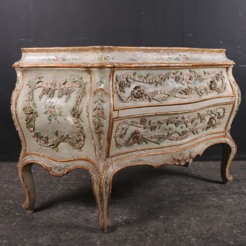 Wonderful Venetian Commode