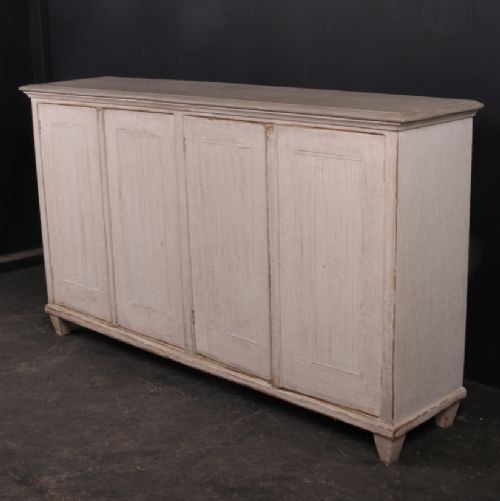Narrow Enfilade