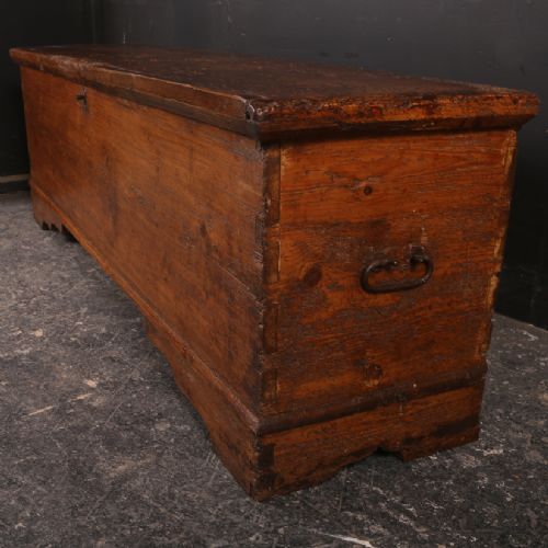 Large Pine Coffer