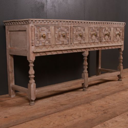 Geometric Moulded Dresser Base