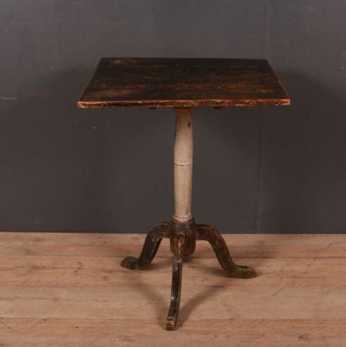 Swedish Tripod Table
