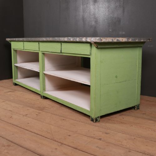 French Island Unit / Counter