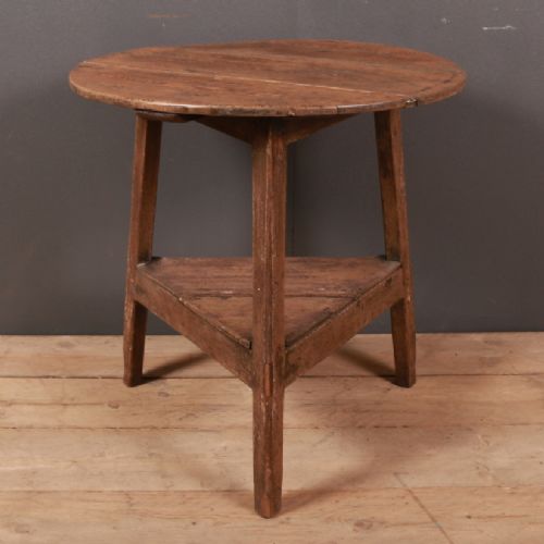 Welsh Pine Cricket Table