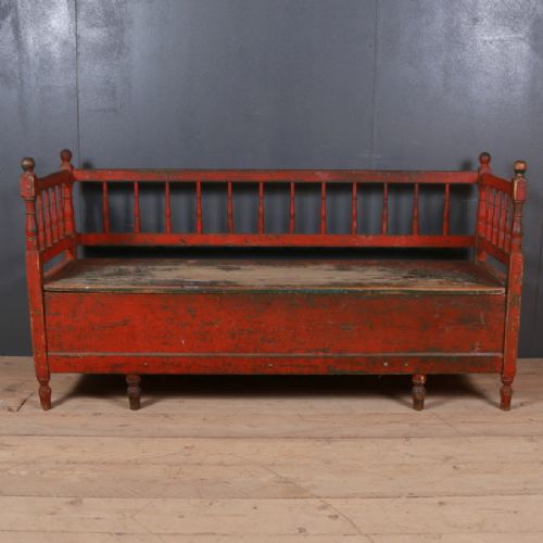Swedish Settle