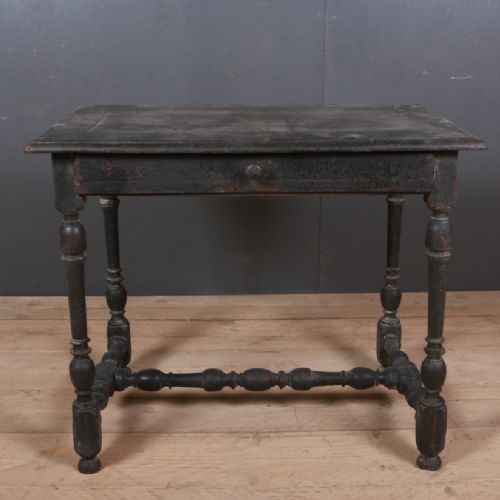 French Lamp Table