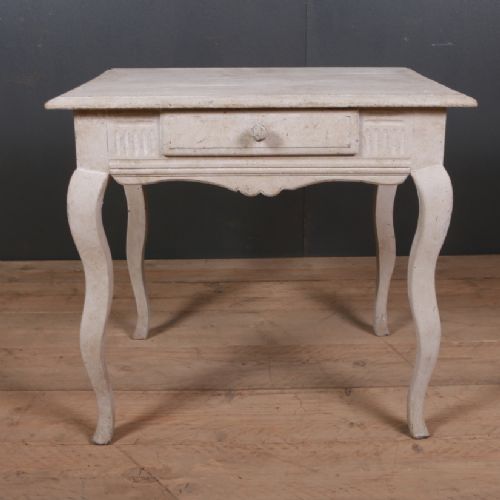 French Lamp Table