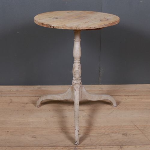 Swedish Lamp Table