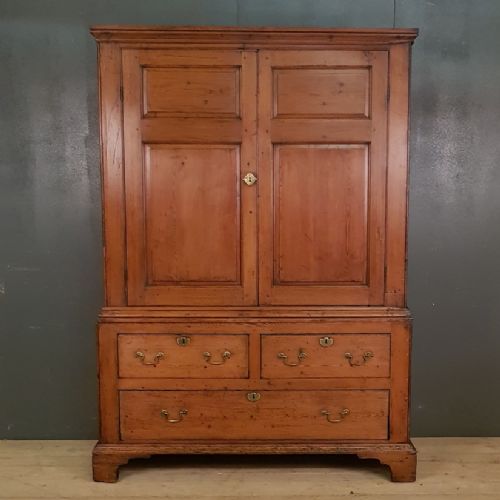 Welsh Pine Linen Cupboard