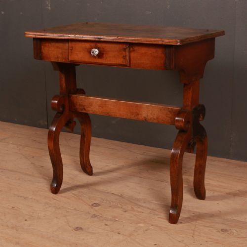 Italian Lamp Table