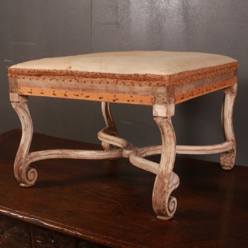 Italian Stool