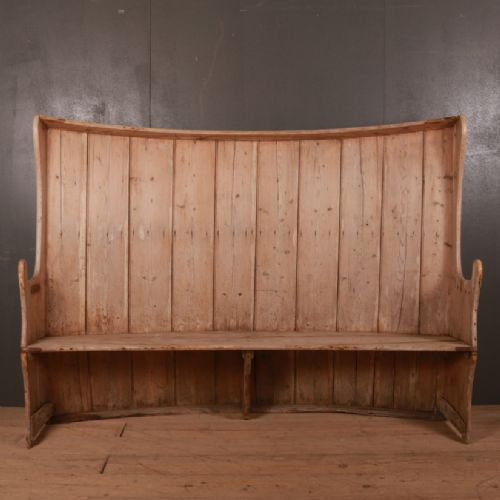 Wonderful Bowed Tavern Settle