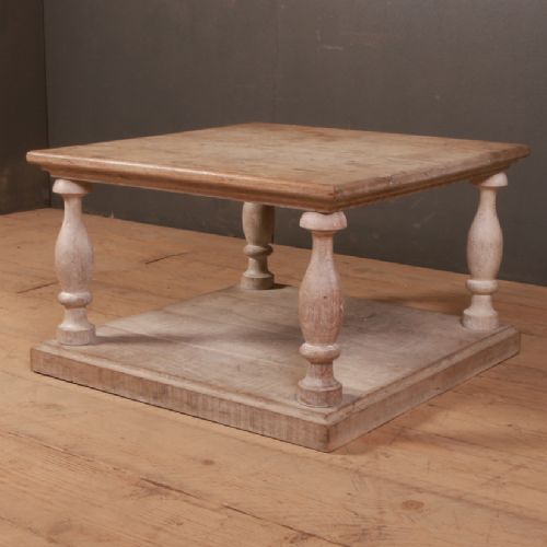 1920s English Lamp Table