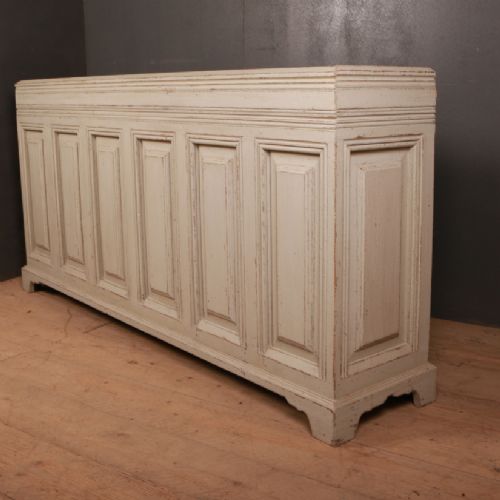 French Shop Counter