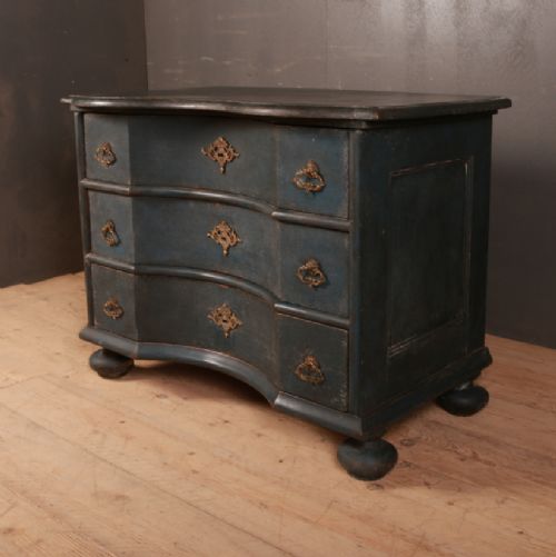 Austrian Commode