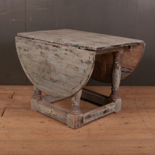 Swedish Baroque Dropleaf Table