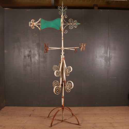Large Scale Weathervane