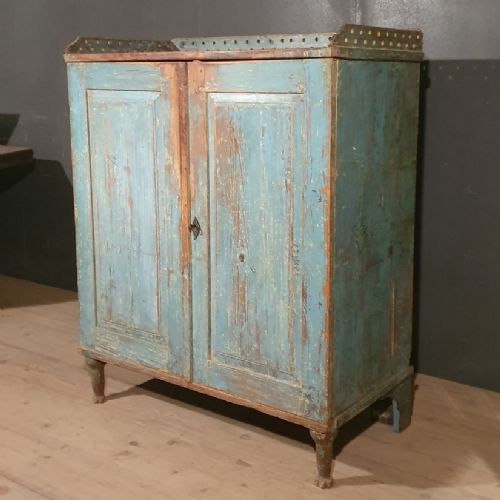 Original Painted Swedish Buffet