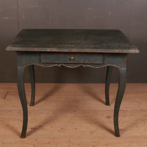 French Lamp Table