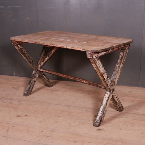 English Tavern Table