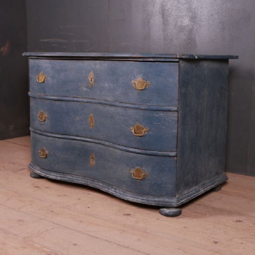 Austrian Serpentine Commode