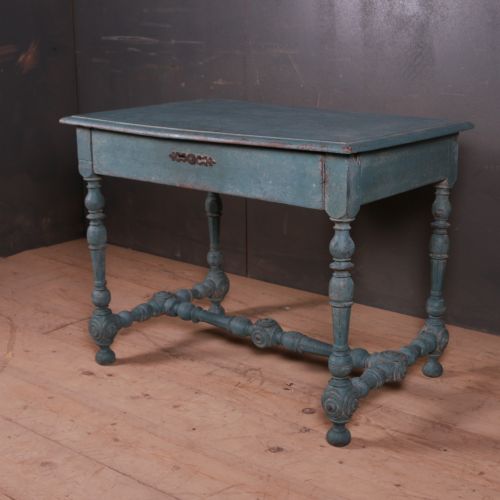 Italian Side/lamp Table