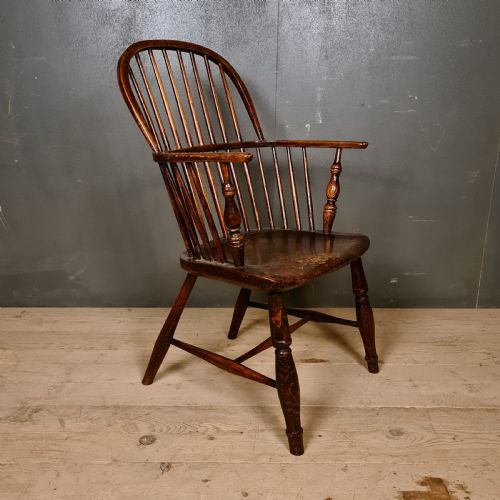Ash and Elm Windsor Chair