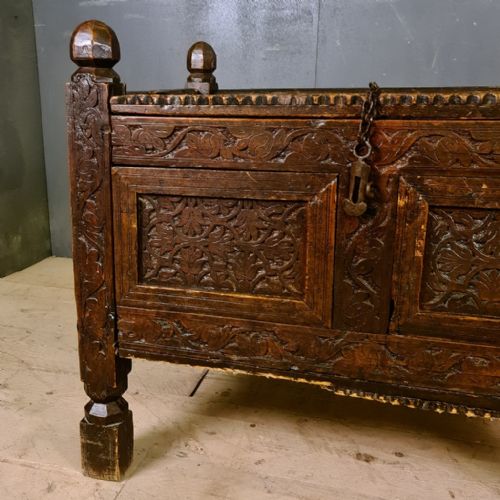 CHIP CARVED COFFER - ADDITIONAL PHOTO 2