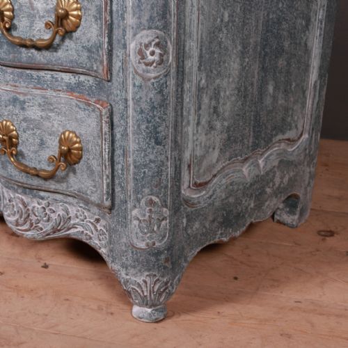 FRENCH SERPENTINE COMMODE - ADDITIONAL PHOTO 6