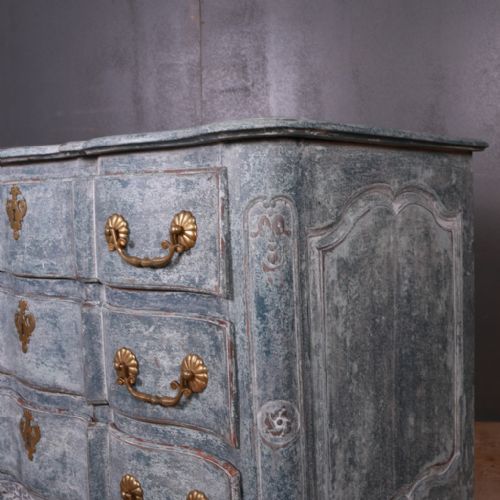 FRENCH SERPENTINE COMMODE - ADDITIONAL PHOTO 7