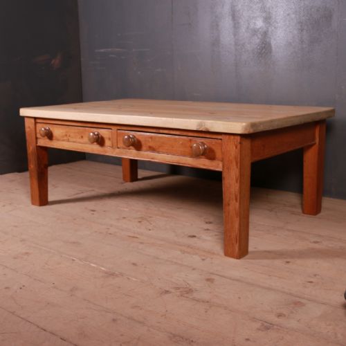 Large English Scrubbed Pine Coffee Table