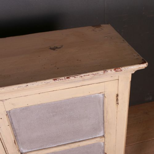 SMALL ORIGINAL PAINTED SCOTTISH FOOD CUPBOARD - ADDITIONAL PHOTO 4
