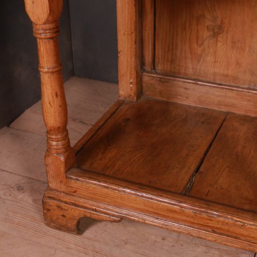 SOUTH WALES PINE DRESSER - ADDITIONAL PHOTO 5