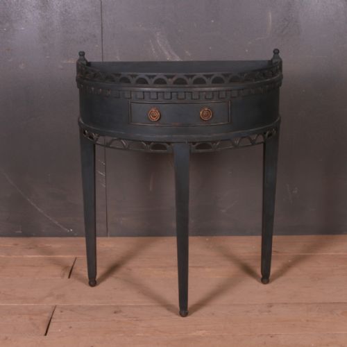 Dutch Console Table