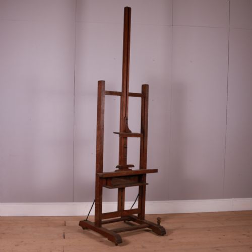 Adjustable Oak Easel