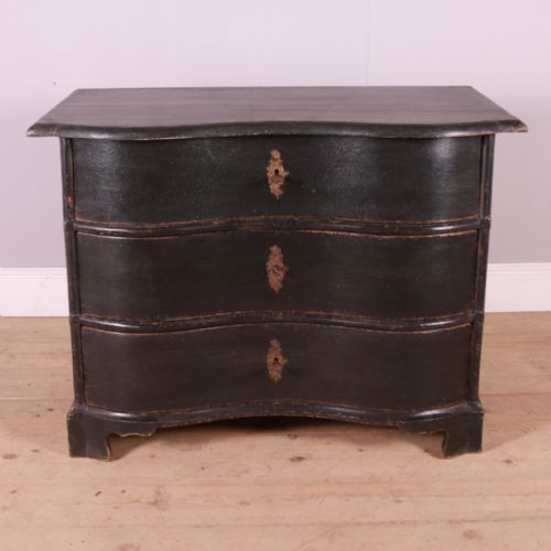 Serpentine Three Drawer Commode
