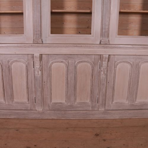 SCOTTISH LIBRARY BOOKCASE - ADDITIONAL PHOTO 1