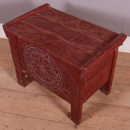 ORIGINAL PAINTED DOWRY CHEST - ADDITIONAL PHOTO 2