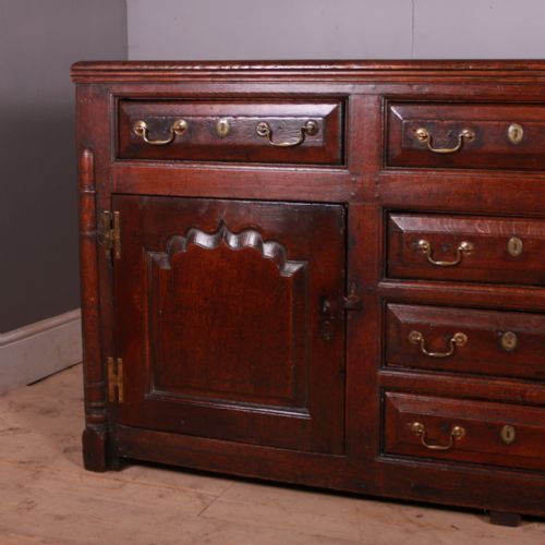 18TH C ENGLISH OAK DRESSER BASE - ADDITIONAL PHOTO 1
