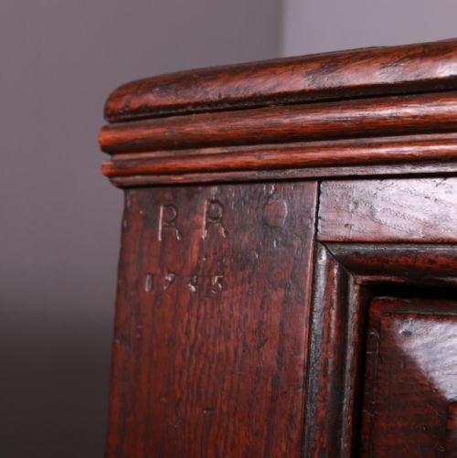 18TH C ENGLISH OAK DRESSER BASE - ADDITIONAL PHOTO 3