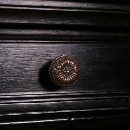 19TH CENTURY EBONISED DESK - ADDITIONAL PHOTO 4