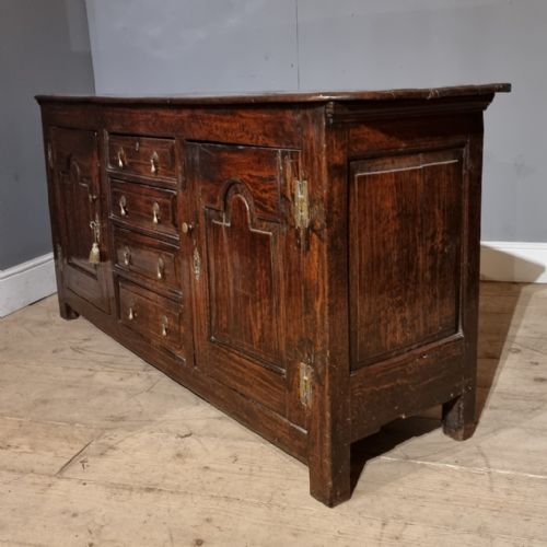 18TH CENTURY ENGLISH DRESSER BASE - ADDITIONAL PHOTO 6
