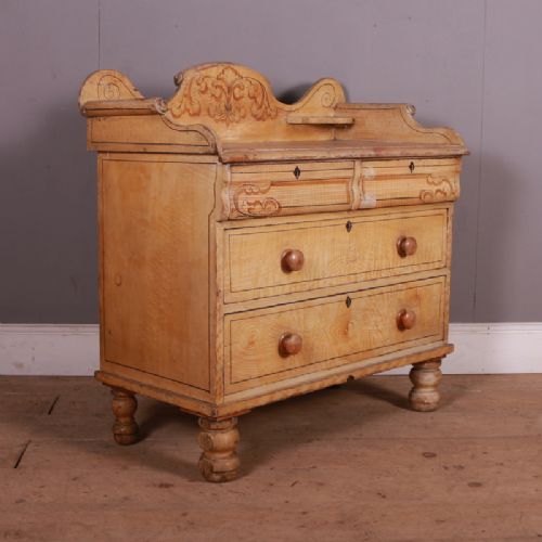 Victorian Pine Chest of Drawers