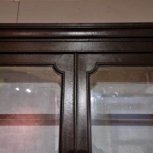ENGLISH BREAKFRONT LIBRARY BOOKCASE - ADDITIONAL PHOTO 6