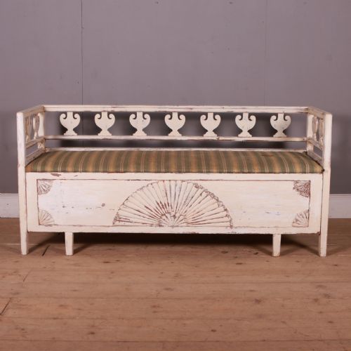 Swedish Original Painted Settle