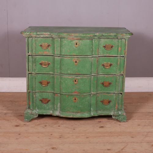 18th Century Dutch Serpentine Front Commode