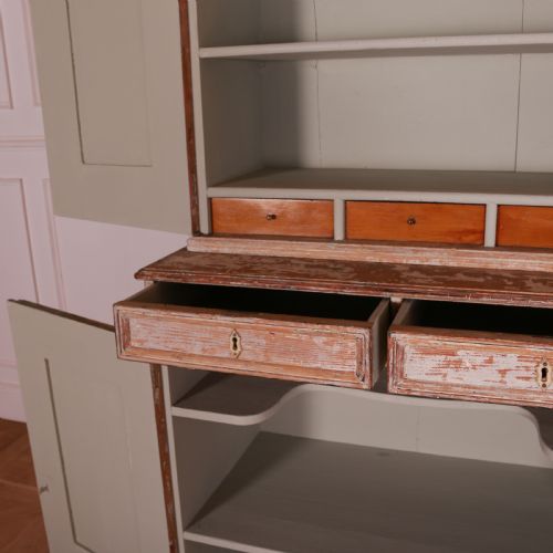 SWEDISH PINE LINEN CUPBOARD - ADDITIONAL PHOTO 11