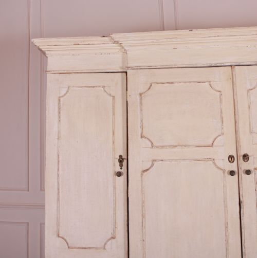 18TH CENTURY ENGLISH HOUSEKEEPERS CUPBOARD - ADDITIONAL PHOTO 1