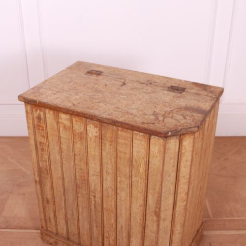 SWEDISH ORIGINAL PAINTED LOG BIN - ADDITIONAL PHOTO 3