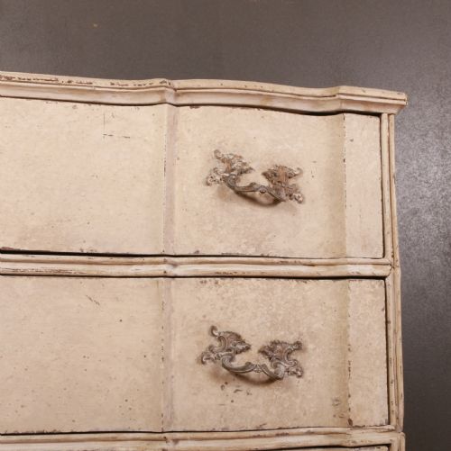 DANISH SERPENTINE FRONT COMMODE - ADDITIONAL PHOTO 5